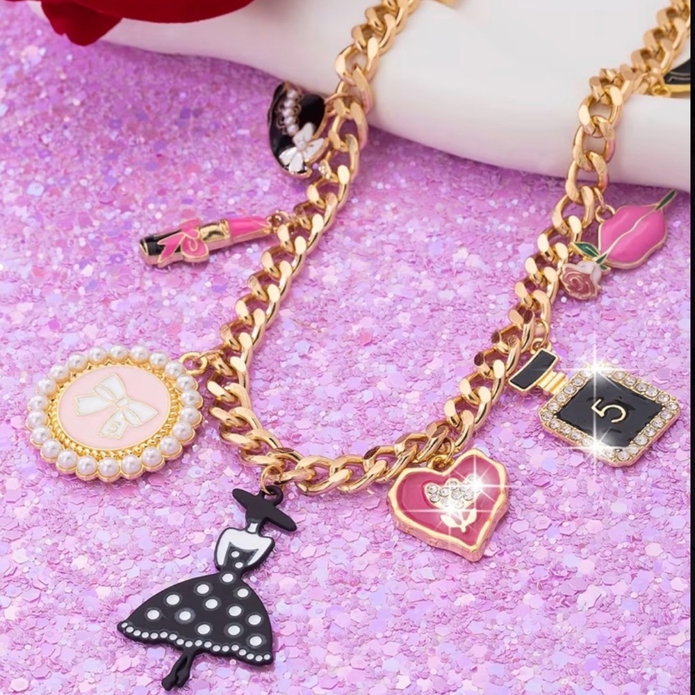 High Fashion Gold Plated Charm Necklace - Picture 2 of 4